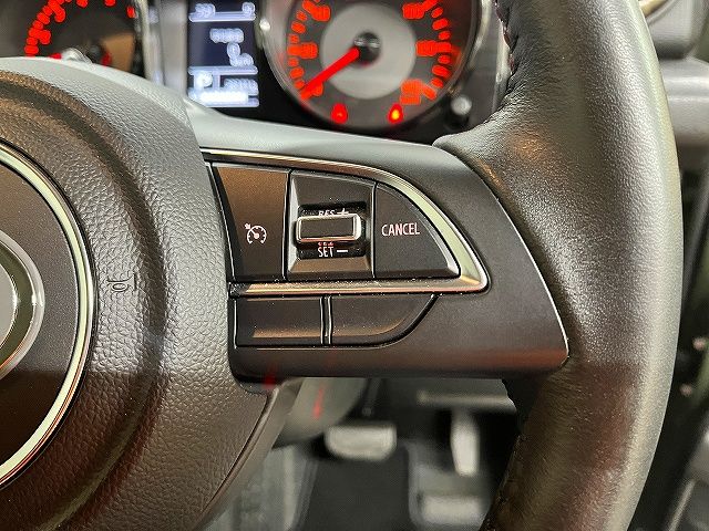 SUZUKI JIMNY 4WD 2024 Image 31