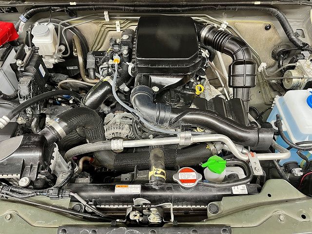 SUZUKI JIMNY 4WD 2024 Image 31