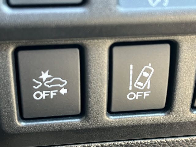 SUBARU LEGACY B4 2015 Image 31