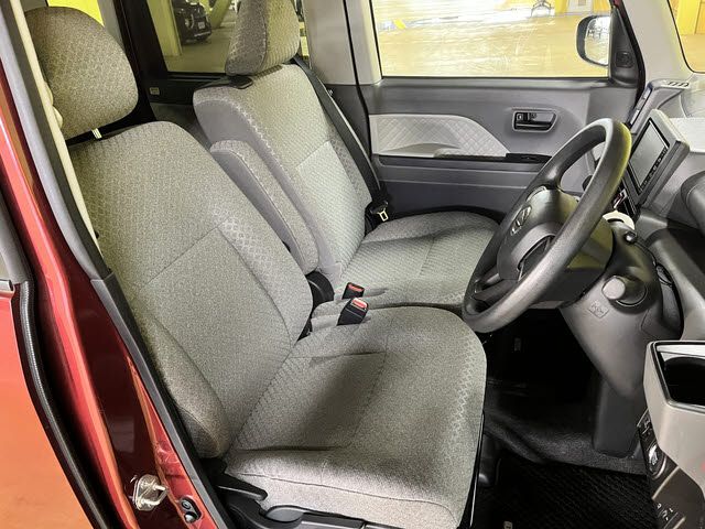 DAIHATSU TANTO CUSTOM 2020 Image 31