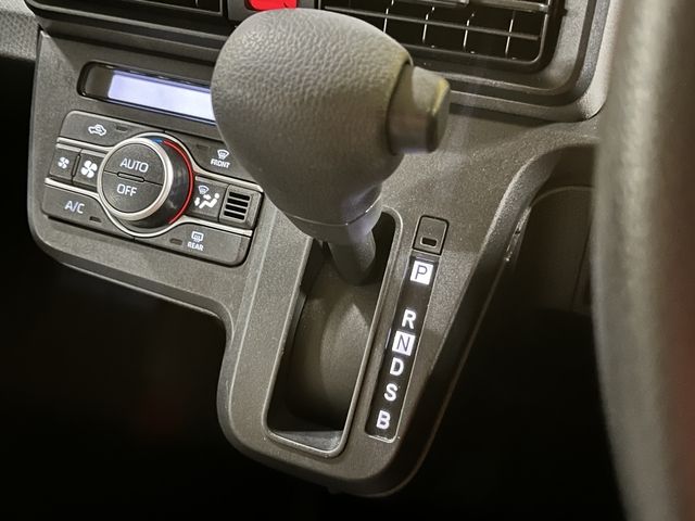 DAIHATSU TANTO CUSTOM 2020 Image 31