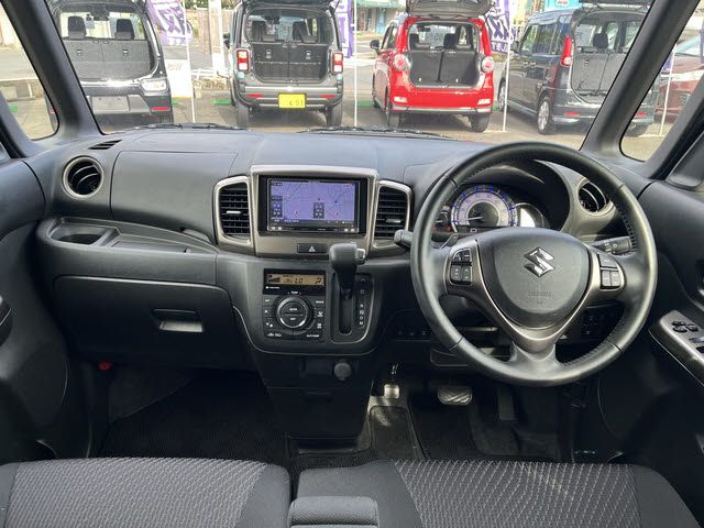 SUZUKI SPACIA CUSTOM Z 2017 Image 31