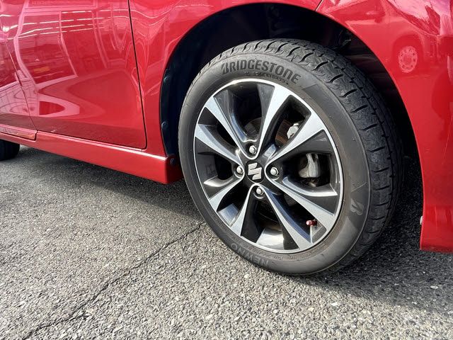 SUZUKI SPACIA CUSTOM Z 2017 Image 31