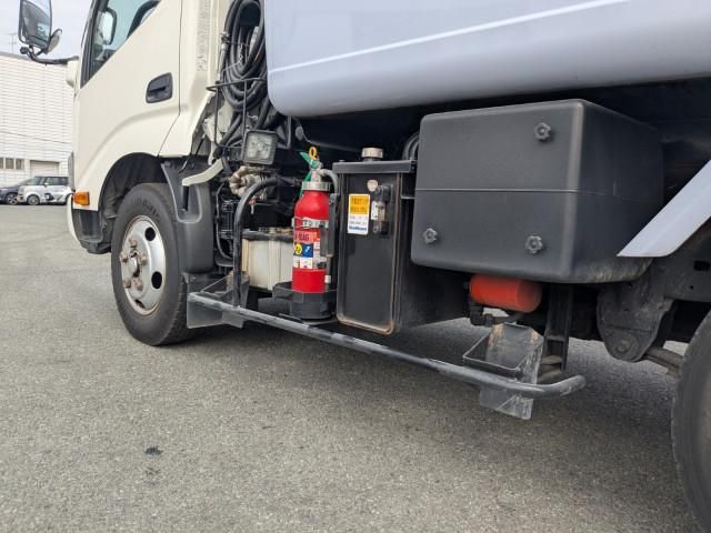 HINO DUTRO 2018 Image 31