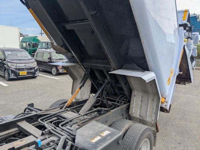 HINO DUTRO 2018 Image 31