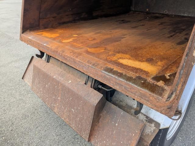 HINO DUTRO 2018 Image 31