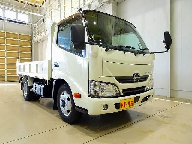 HINO DUTRO 2017 Image 31