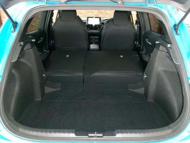 TOYOTA COROLLA SPORT HYBRID 2018 Image 31