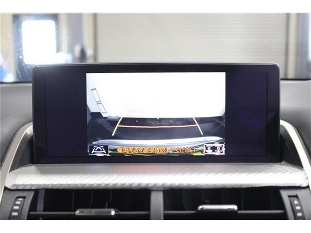 TOYOTA LEXUS NX300H AWD 2018 Image 31