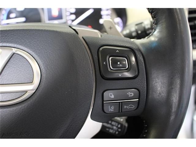 TOYOTA LEXUS NX300H AWD 2018 Image 31