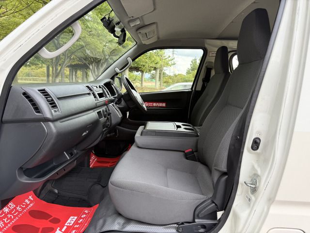 TOYOTA HIACE VAN 4WD 2014 Image 31