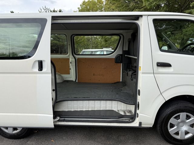 TOYOTA HIACE VAN 4WD 2014 Image 31