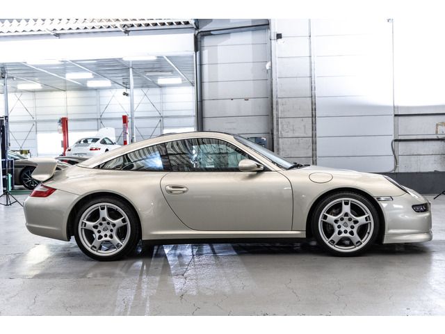 PORSCHE 911 2007 Image 31