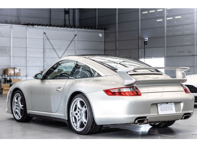 PORSCHE 911 2007 Image 31