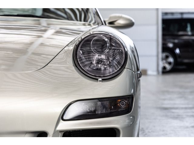 PORSCHE 911 2007 Image 31