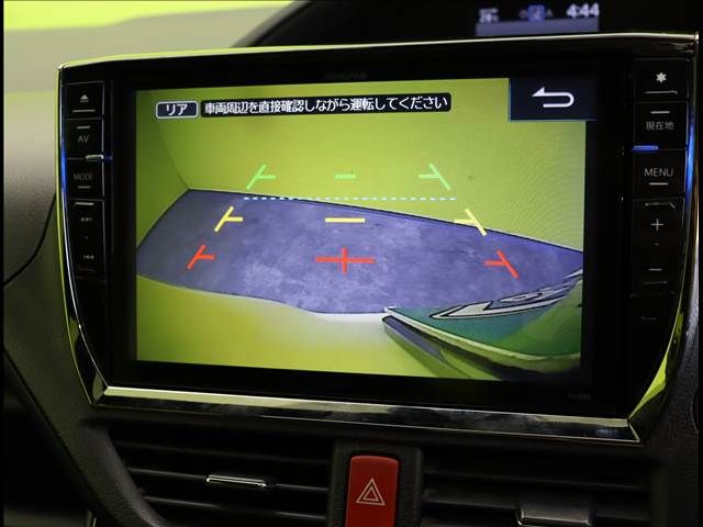 TOYOTA VOXY 2017 Image 31