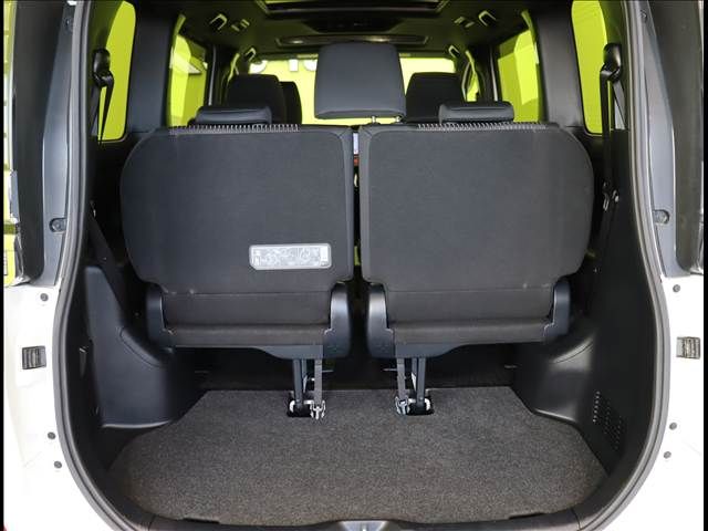 TOYOTA VOXY 2017 Image 31