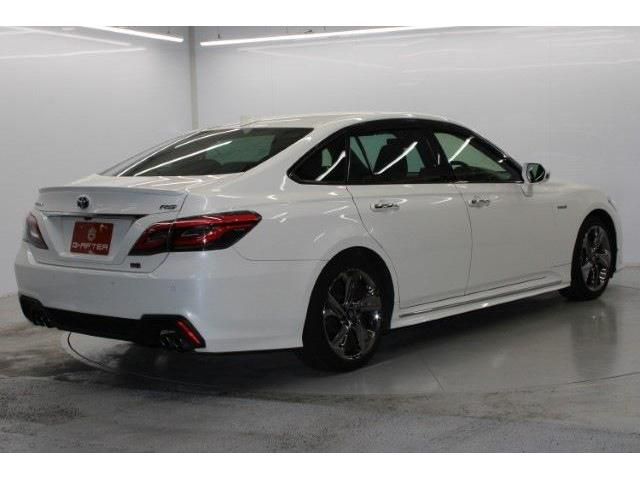 TOYOTA CROWN SEDAN HYBRID 2018 Image 31