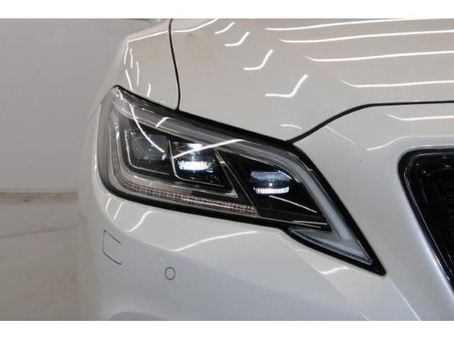 TOYOTA CROWN SEDAN HYBRID 2018 Image 31