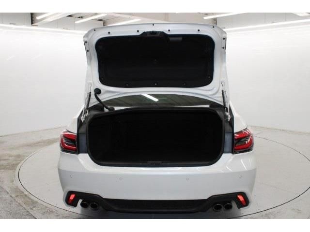 TOYOTA CROWN SEDAN HYBRID 2018 Image 31