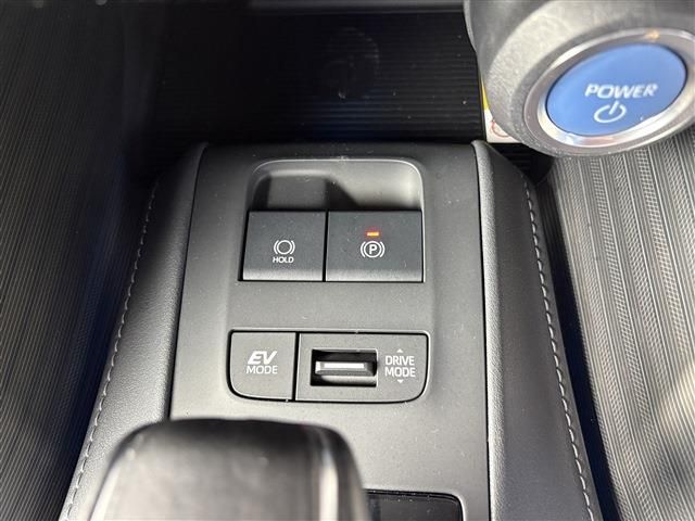 TOYOTA HARRIER HYBRID 2020 Image 31