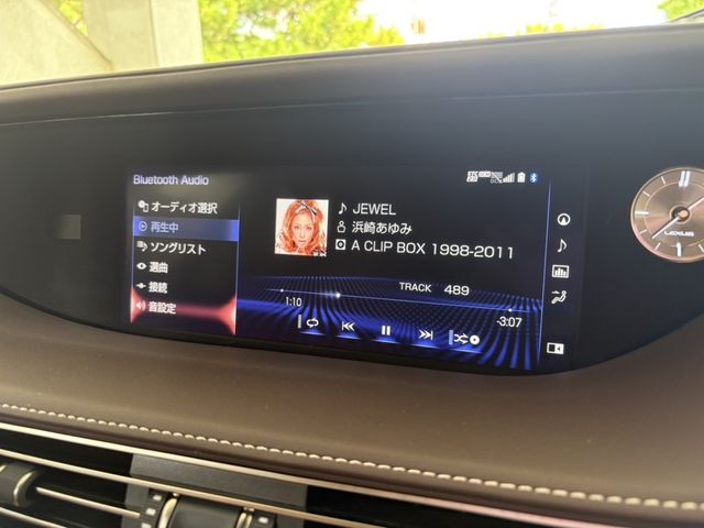 TOYOTA LEXUS LS500H 2017 Image 31