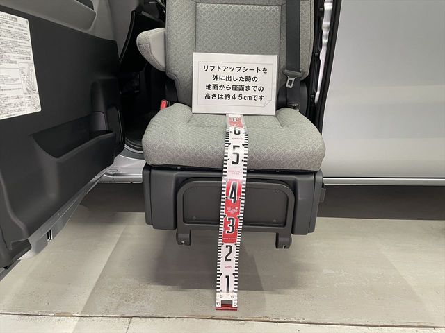 DAIHATSU TANTO 2019 Image 31