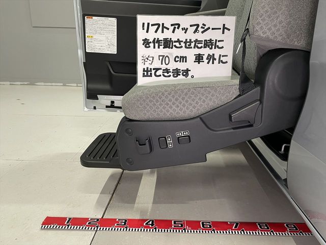 DAIHATSU TANTO 2019 Image 31