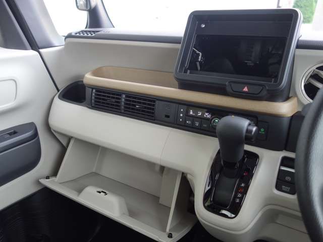 HONDA N BOX 4WD 2025 Image 31