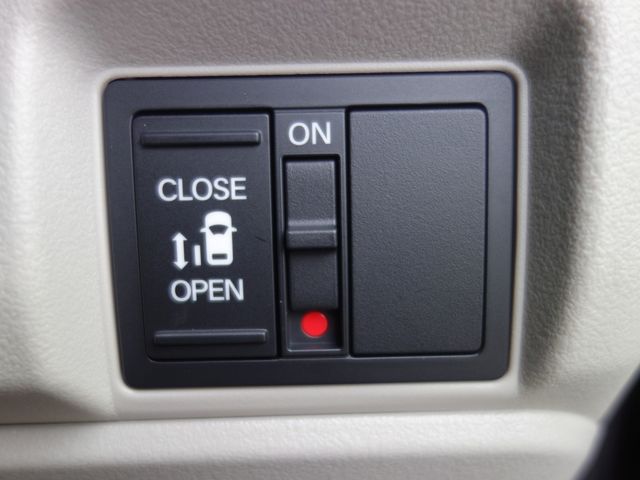 HONDA N BOX 4WD 2025 Image 31