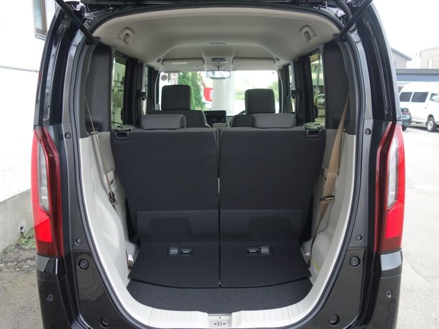 HONDA N BOX 4WD 2025 Image 31