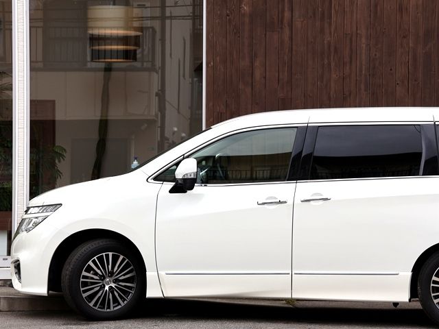NISSAN ELGRAND 2016 Image 31
