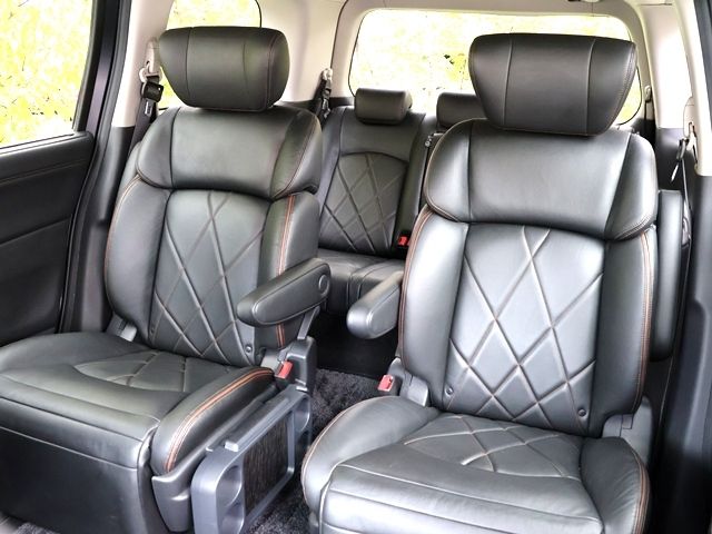 NISSAN ELGRAND 2016 Image 31