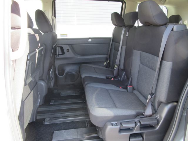 NISSAN SERENA  WG 4WD 2023 Image 31