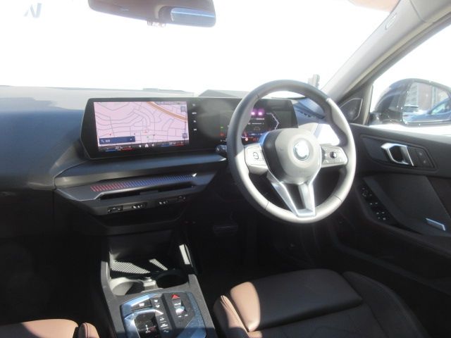 BMW 1SERIES 2025 Image 31