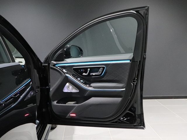 MERCEDES BENZ S CLAS 2025 Image 31