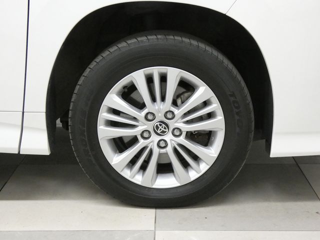 TOYOTA NOAH 4WD 2023 Image 31