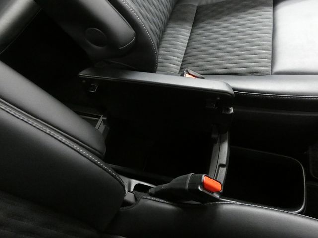 TOYOTA NOAH 4WD 2023 Image 31