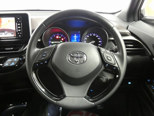TOYOTA C-HR 4WD 2017 Image 31