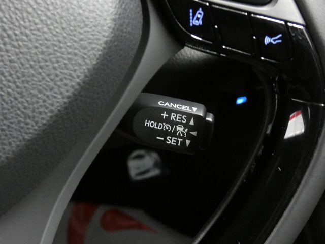 TOYOTA C-HR 4WD 2017 Image 31