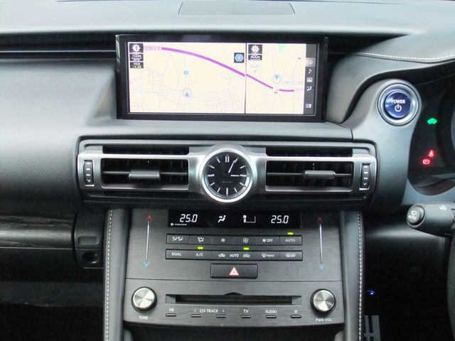 TOYOTA LEXUS RC300H 2021 Image 31