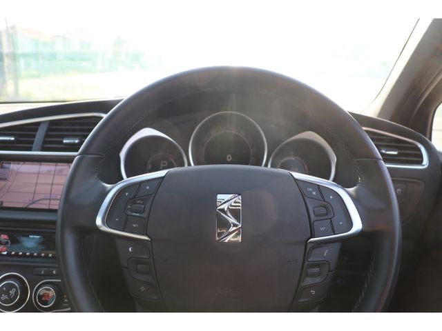 CITROEN DS4 2016 Image 31