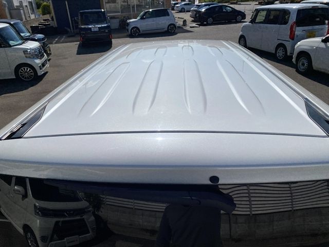 TOYOTA VOXY 2014 Image 31