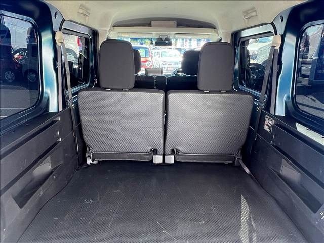 DAIHATSU ATRAI VAN 4WD 2022 Image 31