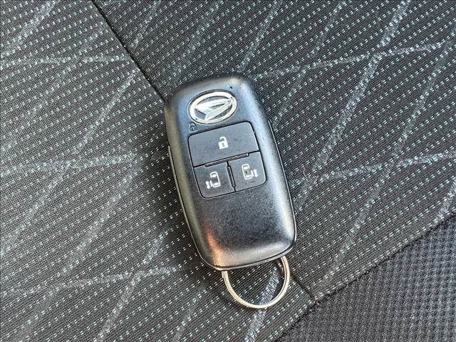 DAIHATSU ATRAI VAN 4WD 2022 Image 31