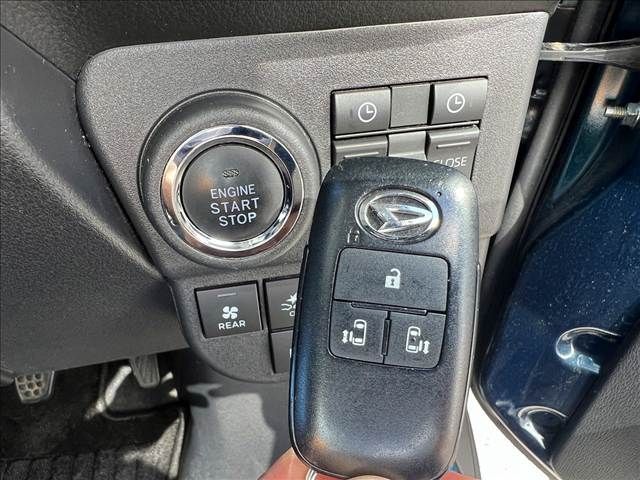 DAIHATSU ATRAI VAN 4WD 2022 Image 31