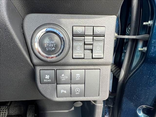 DAIHATSU ATRAI VAN 4WD 2022 Image 31