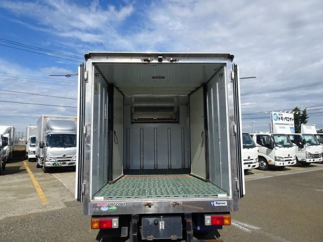 HINO DUTRO 2018 Image 31