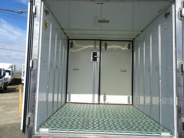 HINO DUTRO 2018 Image 31