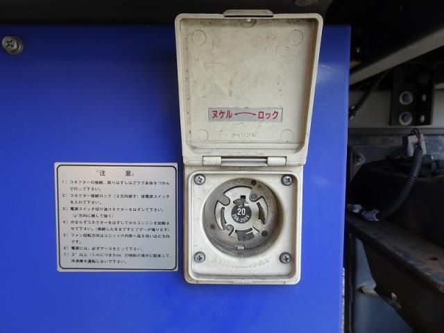 HINO DUTRO 2018 Image 31